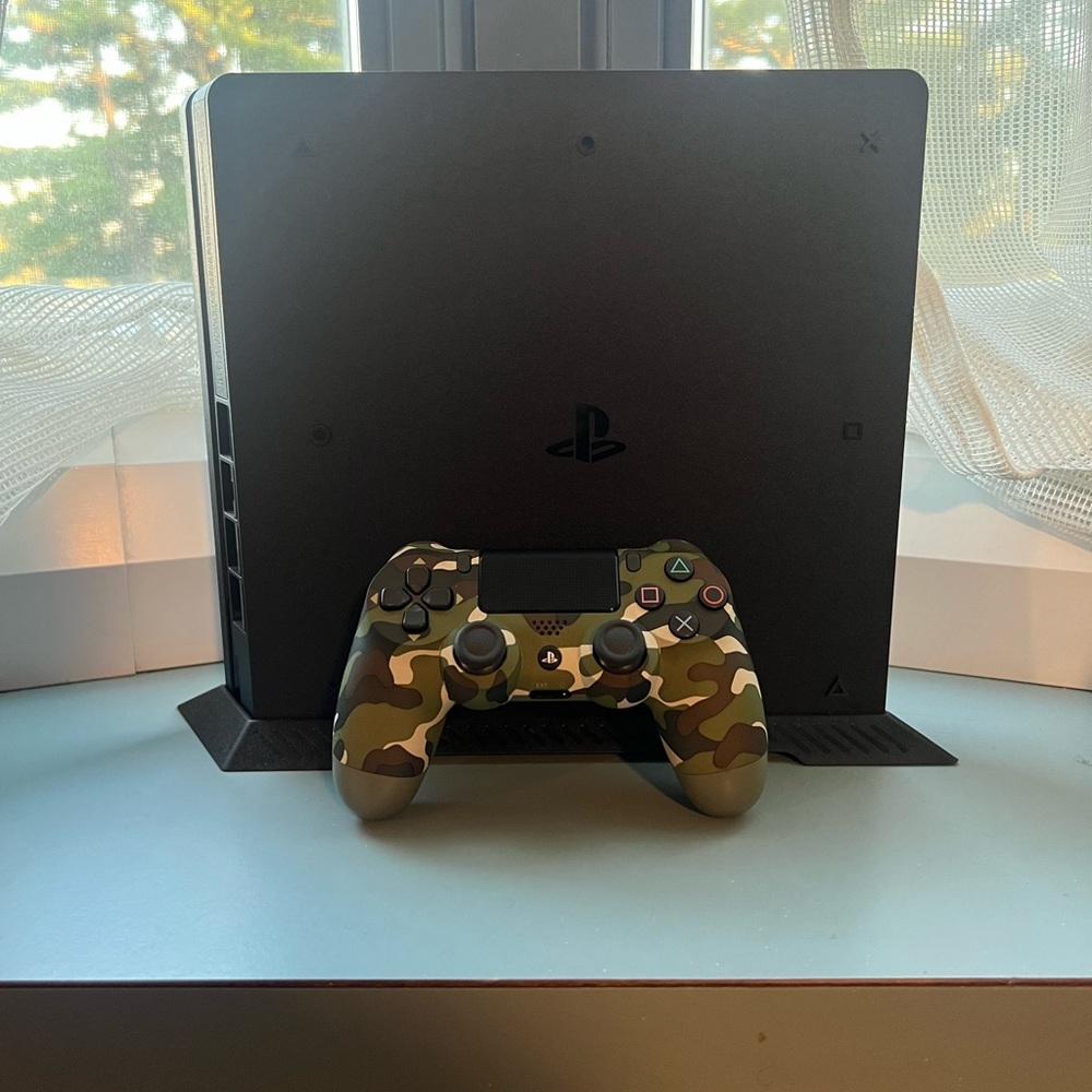 Ps4 slim